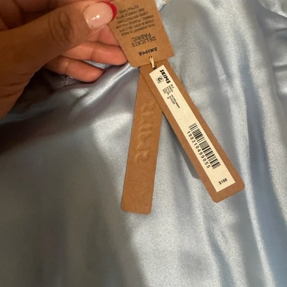 SKIMS Light Blue Silk Fabric - Picture 3 of 4